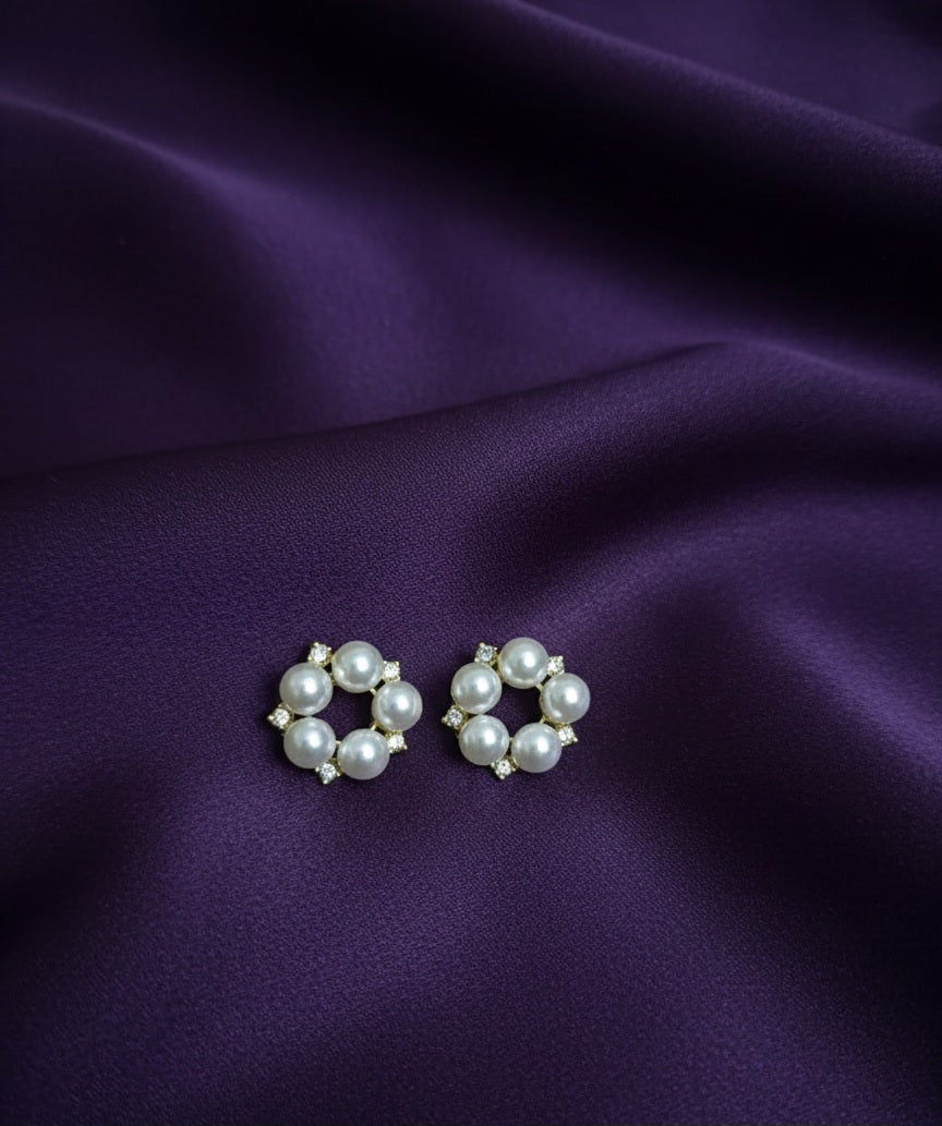 Pearl Studs