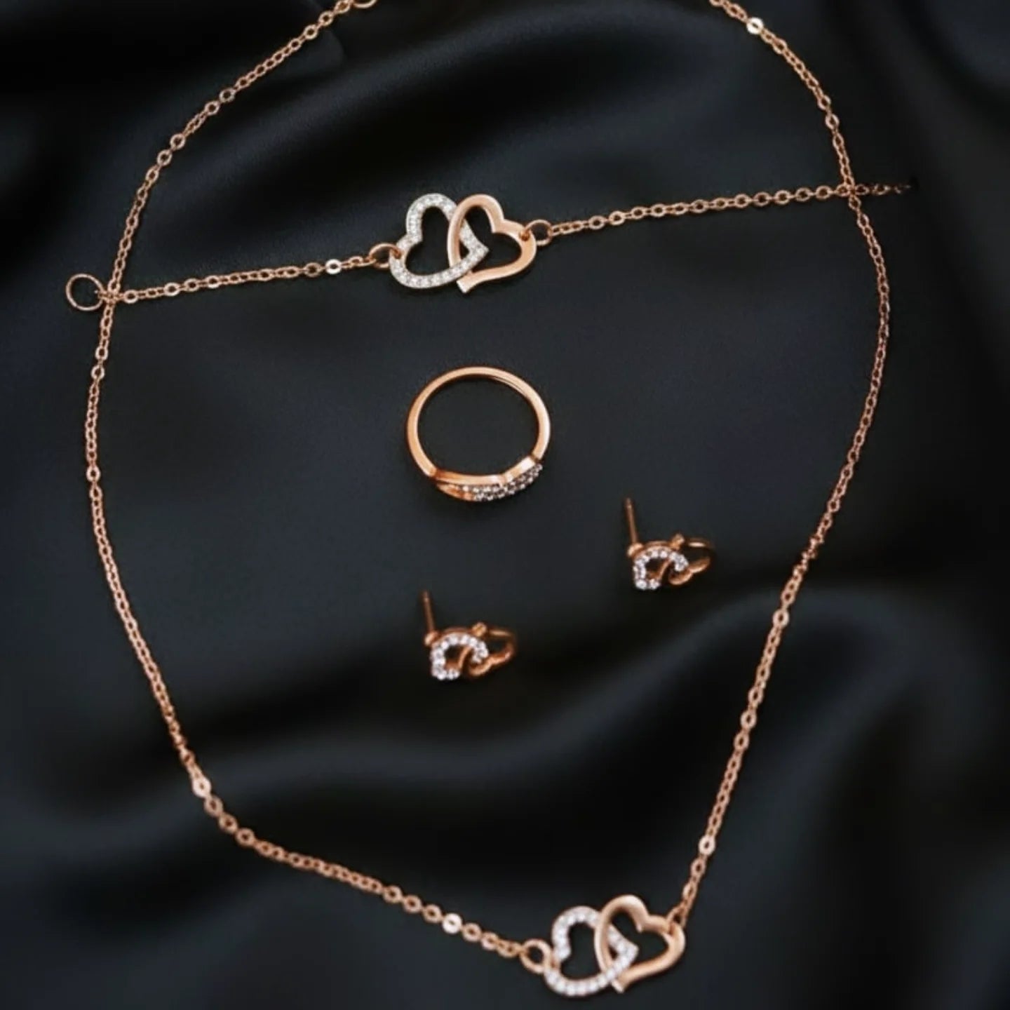 Golden Heart Pendant Set