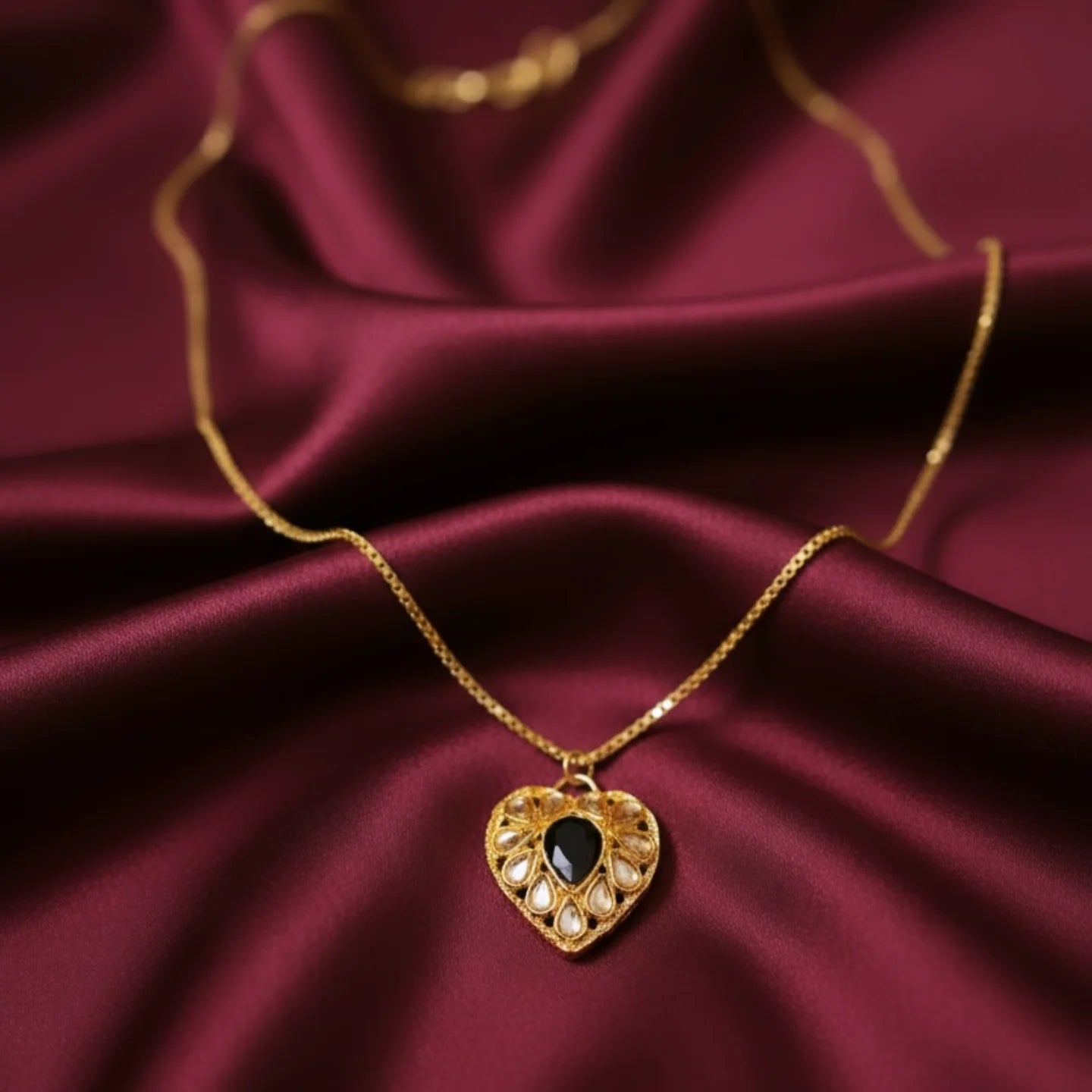 Heart Shape Pendant Set