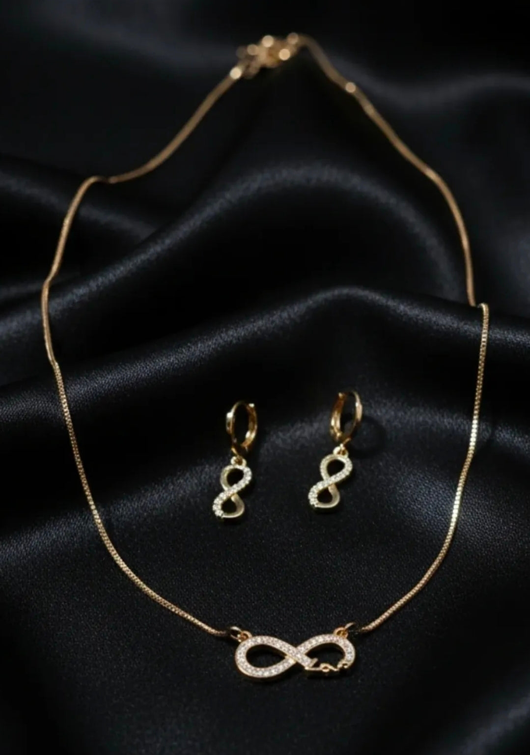 Pendant Set/Infinity Set